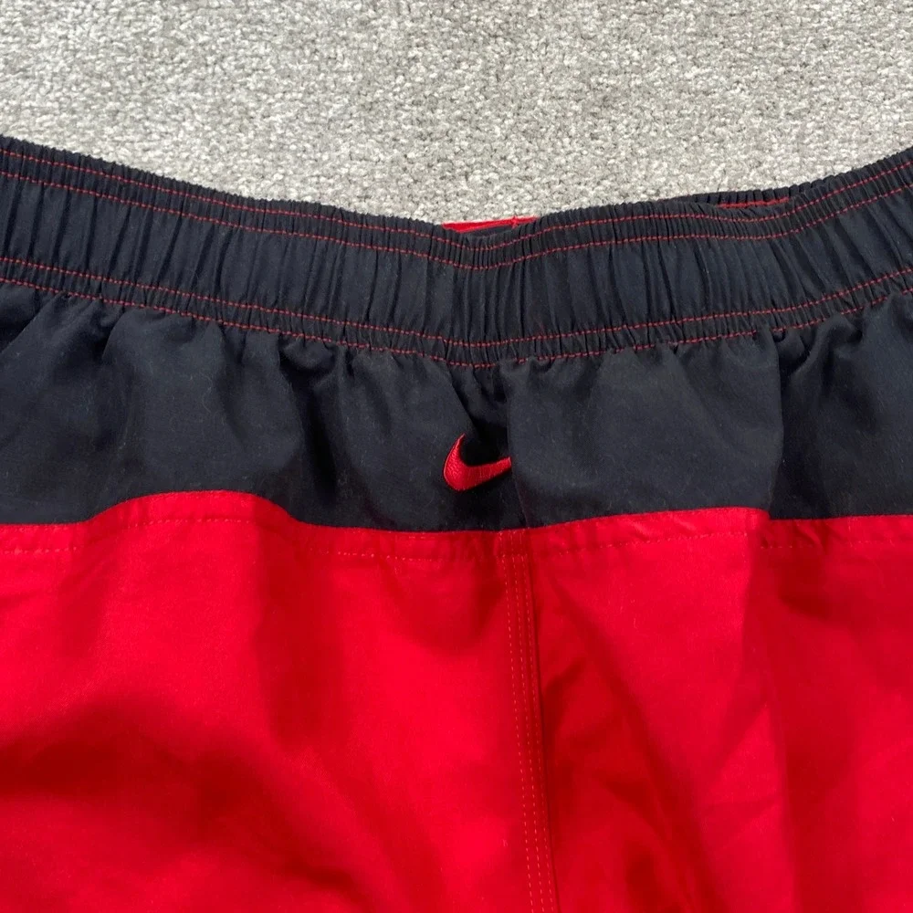 Nike Swim Trunks Mens Large Red Black Mesh Lined Board Shorts